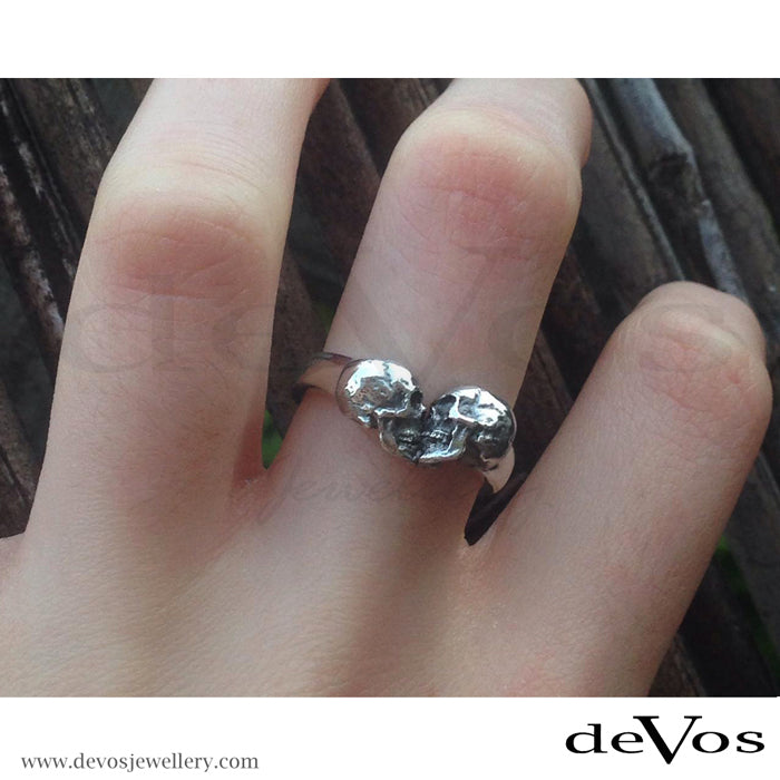"Eternal Love" Kissing Skulls Ring