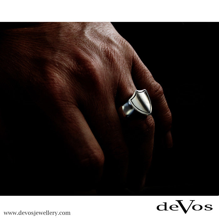 "Classic Shield" Signet Ring