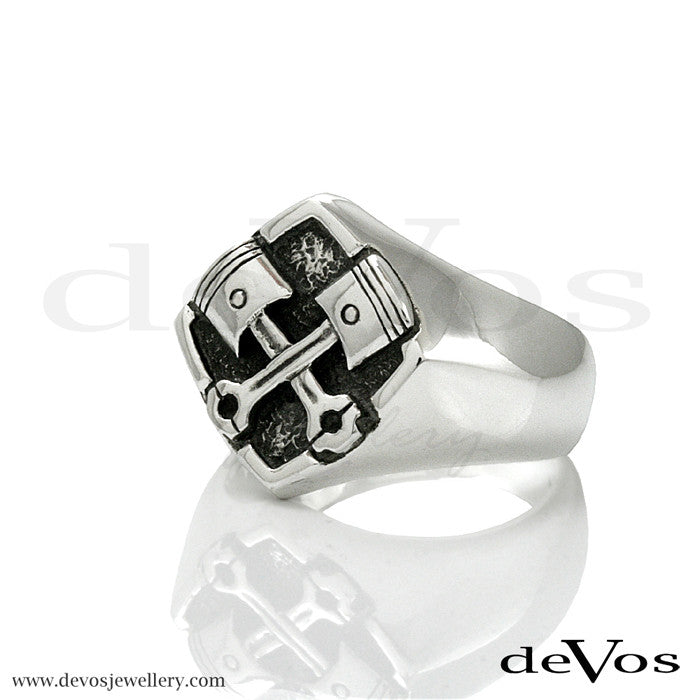 Motorcycle shop club rings