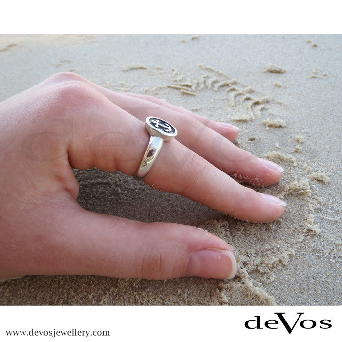 Small Vertical Anchor Ring