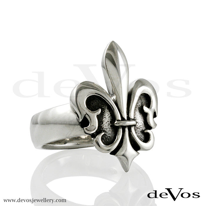 "Imperial" Fleur de Lis Ring