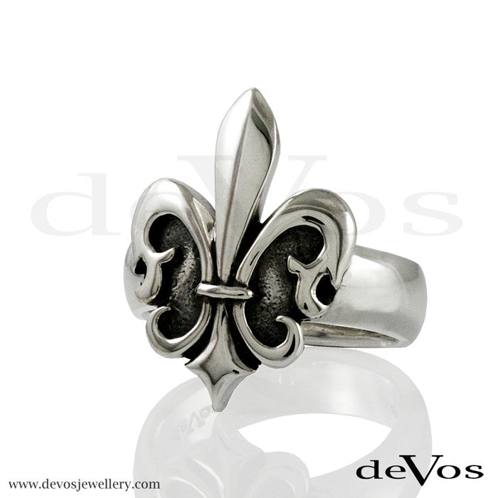 "Imperial" Fleur de Lis Ring