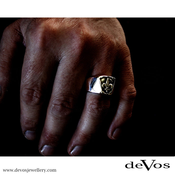 Fleur de Lis Signet Ring