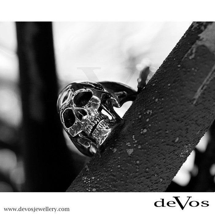 "Othello" Full Skull Ring